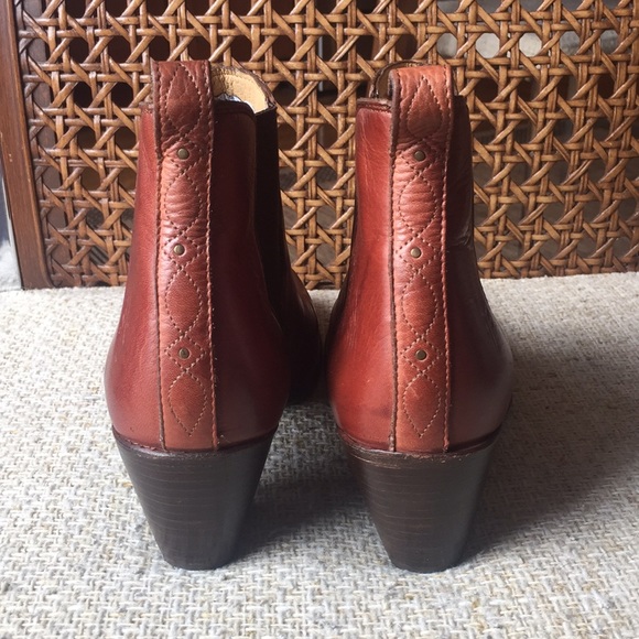 Frye Jackie Gore Stretch Ankle Boots in Cognac - Picture 4 of 8